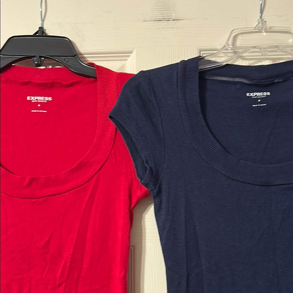 Express Women's Red & Navy Short Sleeve Scoop Neck Tops Small - Picture 3 of 3
